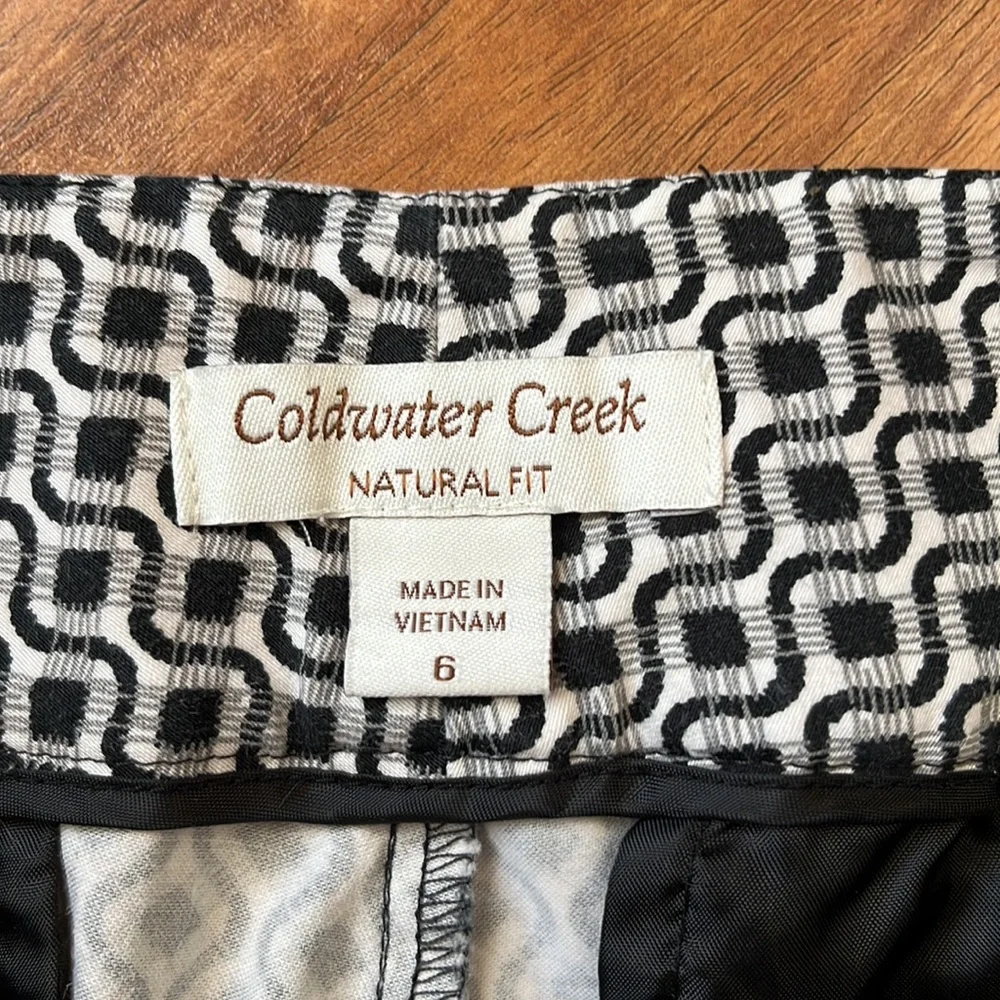 EUC Coldwater Creek natural fit Capri - Picture 4 of 14